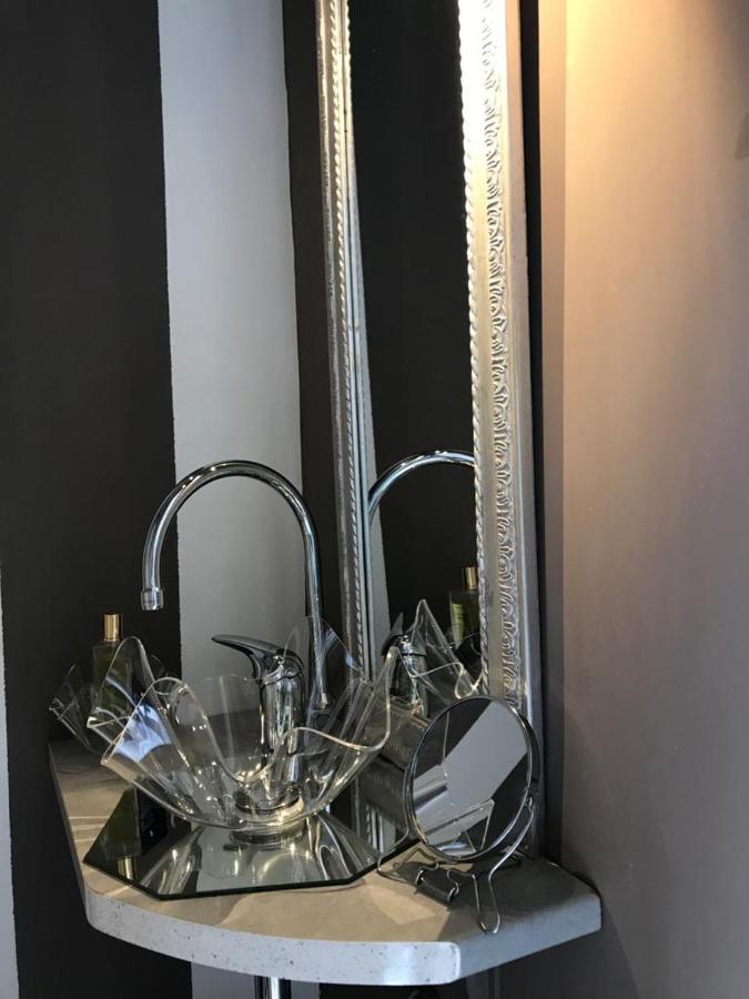 Sanctus Syrus 1 Apartman Albenga Kültér fotó