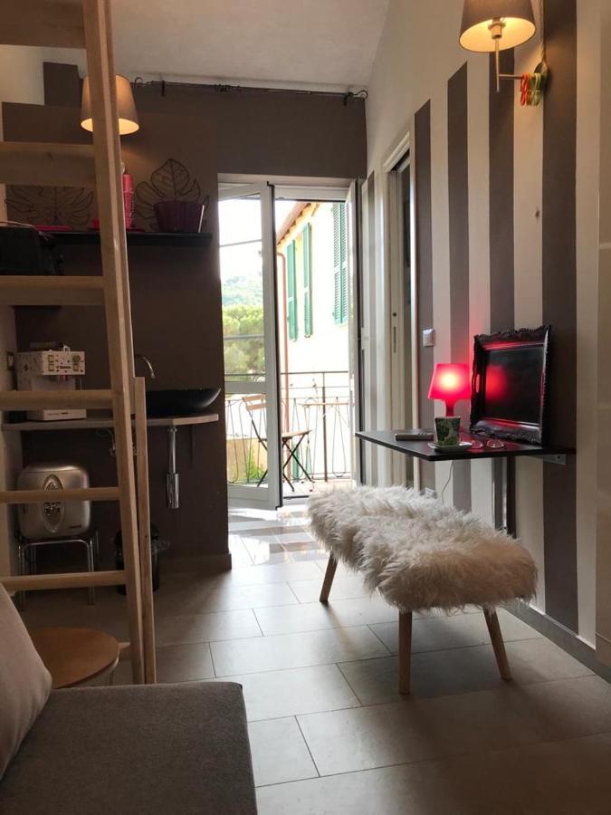 Sanctus Syrus 1 Apartman Albenga Kültér fotó